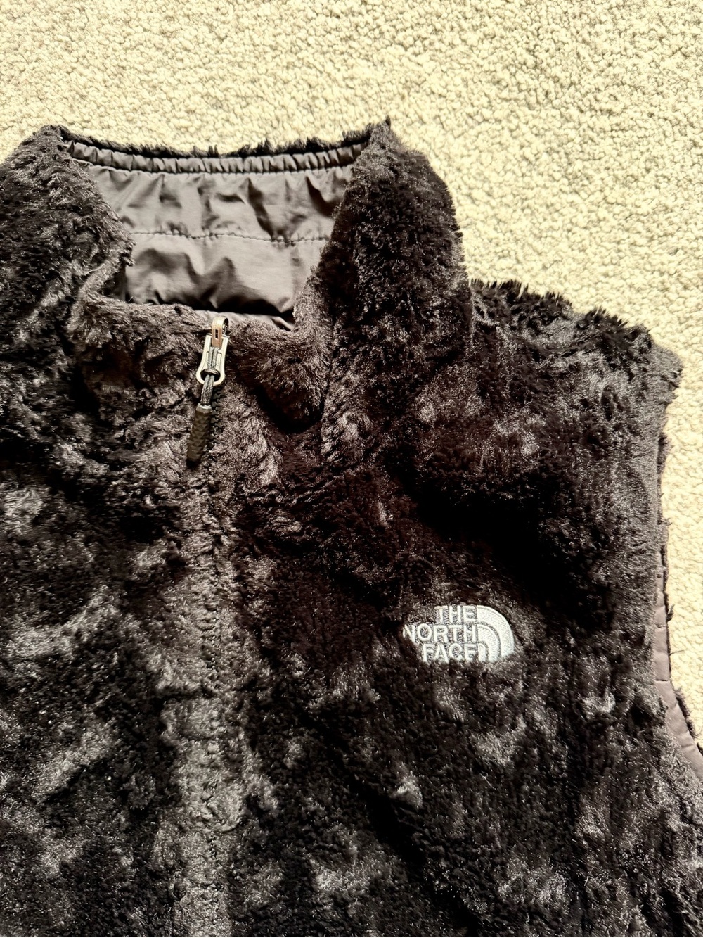 The North Face Reversible Black Plush Fleece Vest - Picture 2 of 4